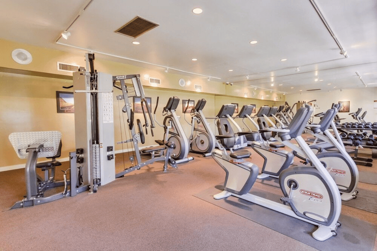 Circle Fitness Room